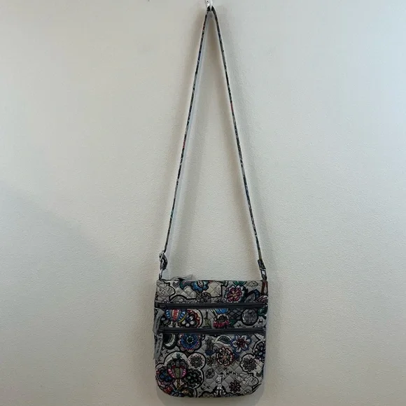 Vera Bradley | Gray Crossbody With Multi Color Star Wars & Floral Print - Picture 11 of 15